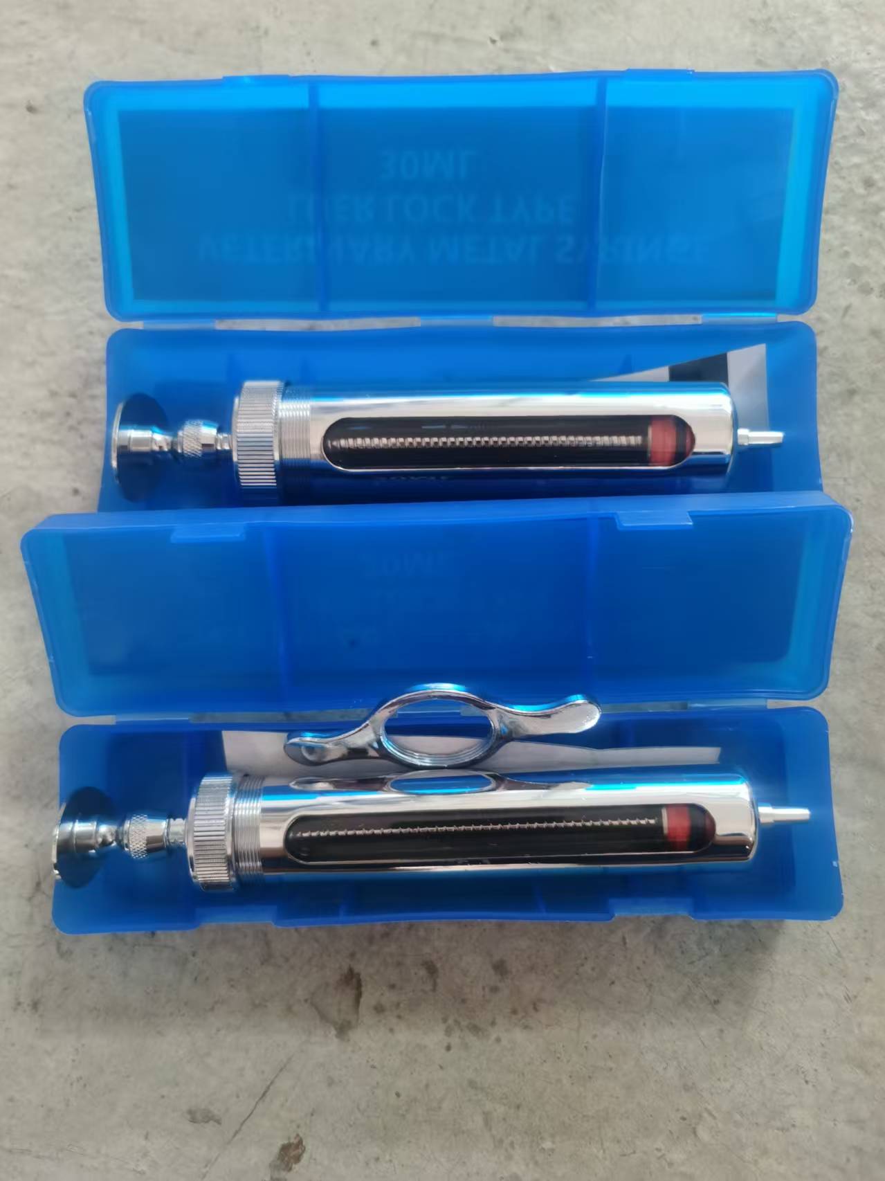 高品質高精度獸用金屬注射器（出口型）